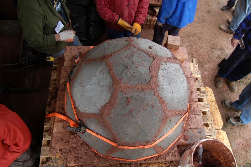 Precast geodesic oven