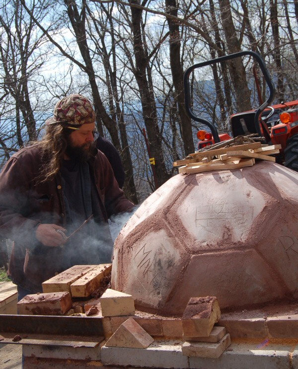 Geodesic oven workshop with Norbert Senf and Pat Manley