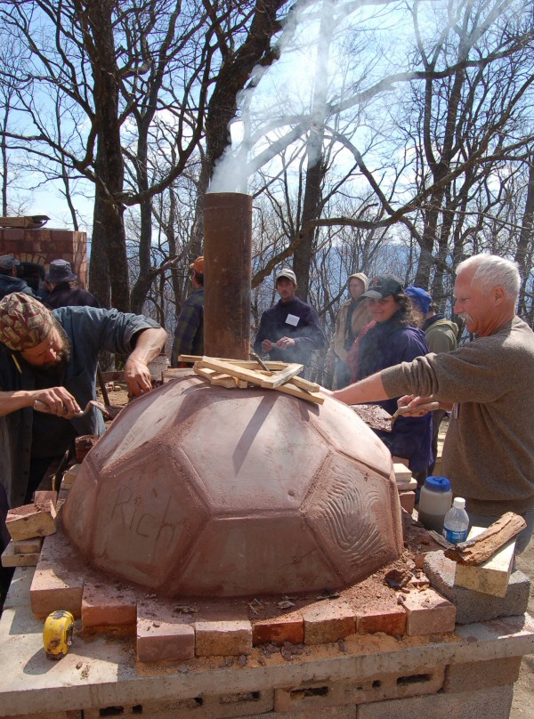 Geodesic oven workshop with Norbert Senf and Pat Manley