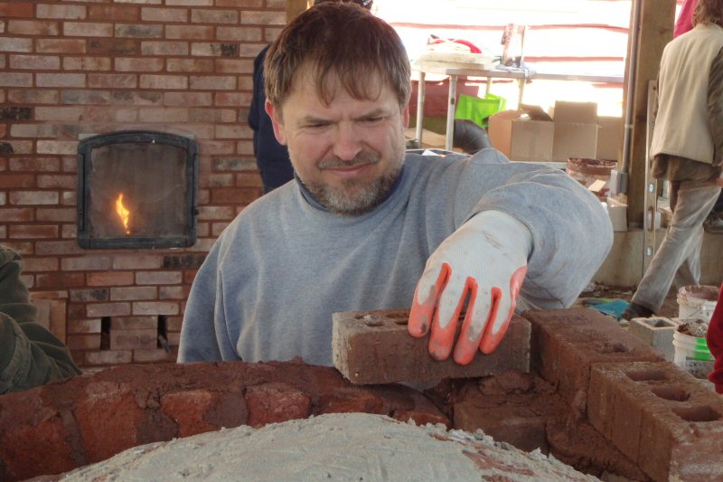 red brick dome oven workshop with Alex Chernov